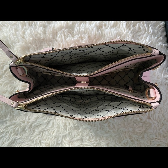 Kate Spade Newbury Lane Purse & Roulette Wallet - Picture 5 of 14